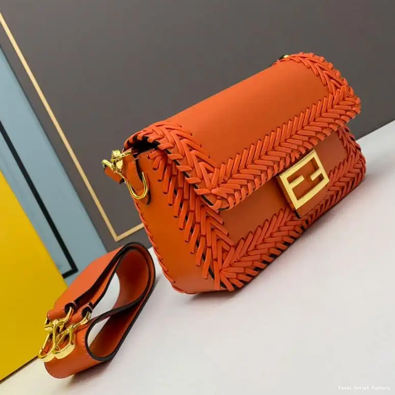 Affordable HOT Fendi Medium Stitching Baguette Bag In Leather Orange 0428